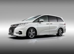 Honda Odyssey Absolute Hybrid